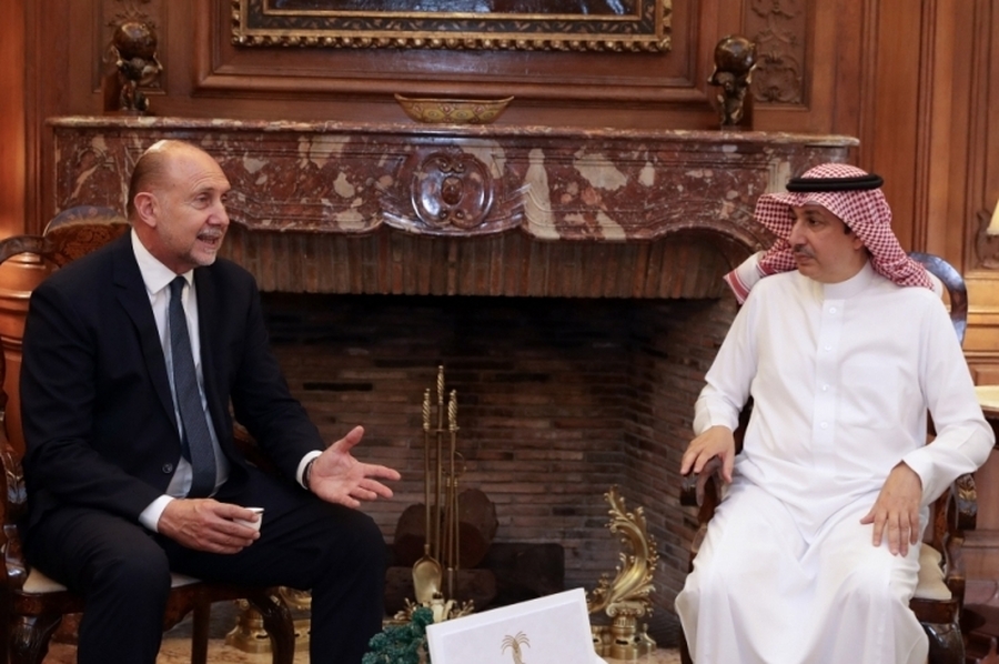 Perotti mantuvo una reunión de trabajo con el Embajador de Arabia Saudita