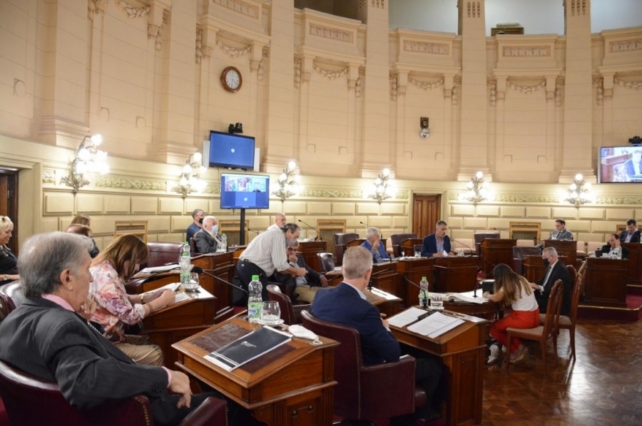 La Cámara de Senadores de la Provincia volvió a Sesionar