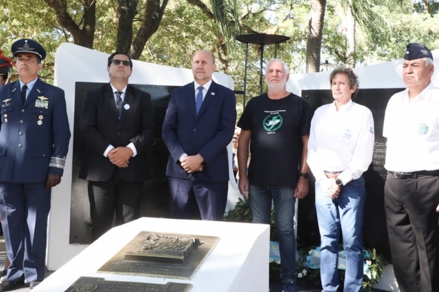 Perotti encabezó el acto por el 41° aniversario de la Guerra de Malvinas, Día del Veterano y de los Caídos en Malvinas en la ciudad de Reconquista