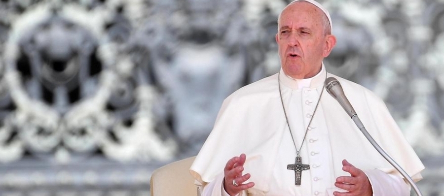 El Papa Francisco pide frenar el cyberbulling