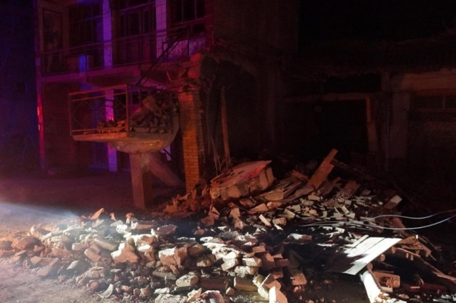 China: fuerte terremoto de magnitud 6,2 deja al menos 118 muertos y más de 200 heridos