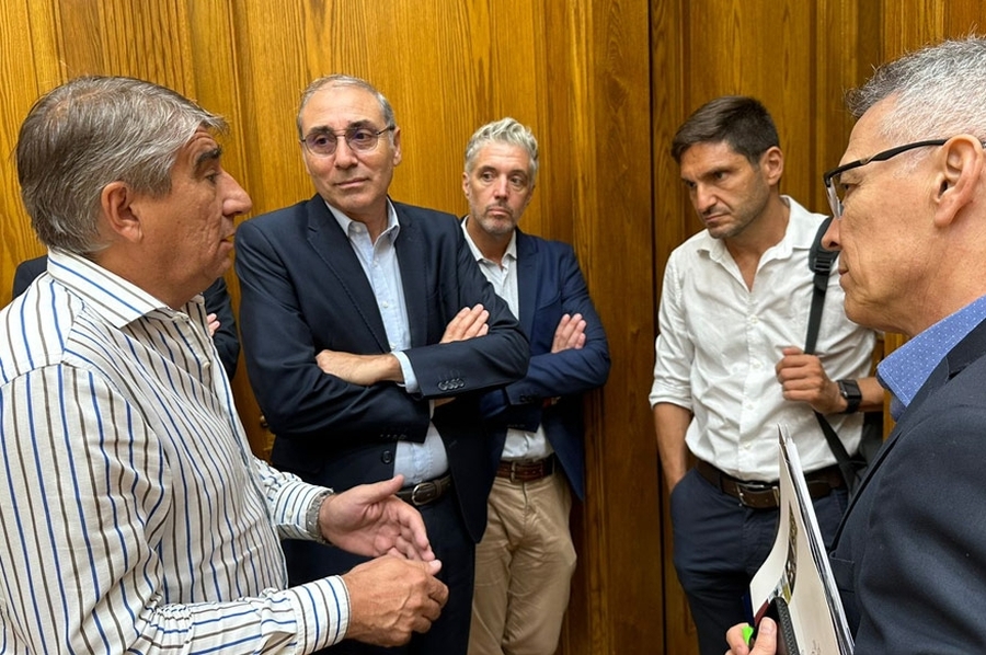 Bastia se reunió con dirigentes de la Bolsa de Comercio de Rosario