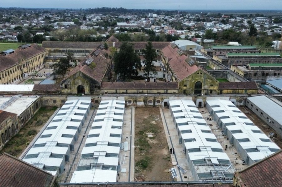 El gobierno de Pullaro encara la etapa final de la construcción de cuatro nuevos pabellones de aislamiento en la cárcel de Coronda