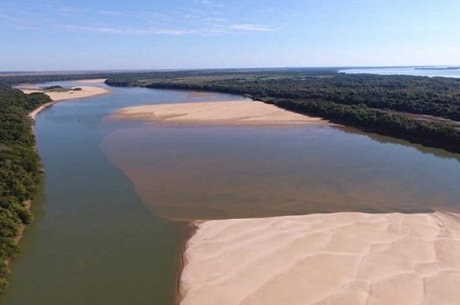 Asistencia extraordinaria a pescadores santafesinos