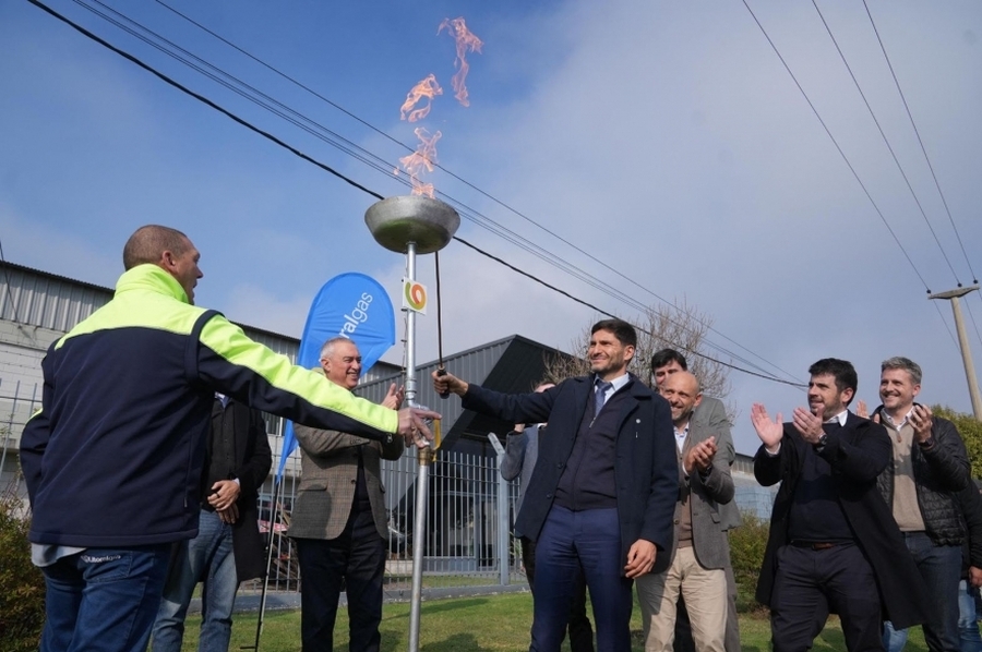 Pullaro inauguró el Gasoducto Regional Sur: “En Santa Fe la obra pública no es sinónimo de corrupción, sino de desarrollo, igualdad y trabajo”