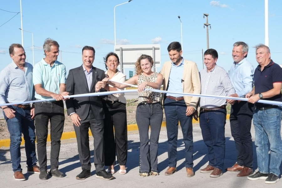 Pullaro inauguró trabajos viales: “Al ahorro lo volcamos en obras para que los santafesinos puedan vivir mejor”