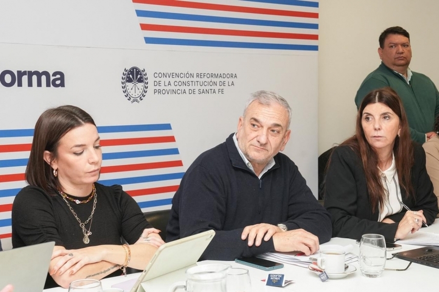 Calvo destaca la posibilidad de que la ciudadanía pueda presentar sus propios proyectos de Reforma Constitucional