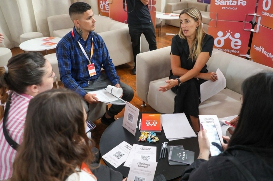 Expo Empleo en Santa Fe: “Es positivo para todos, para las empresas y para quienes buscan trabajo”