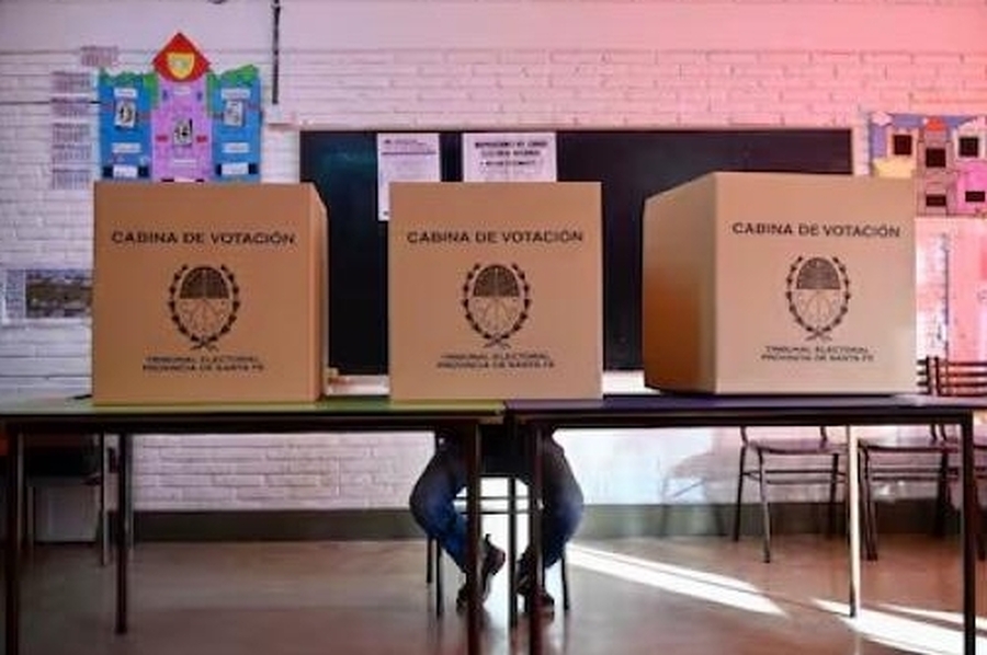Se presentaron 12 listas para convencionales constituyentes