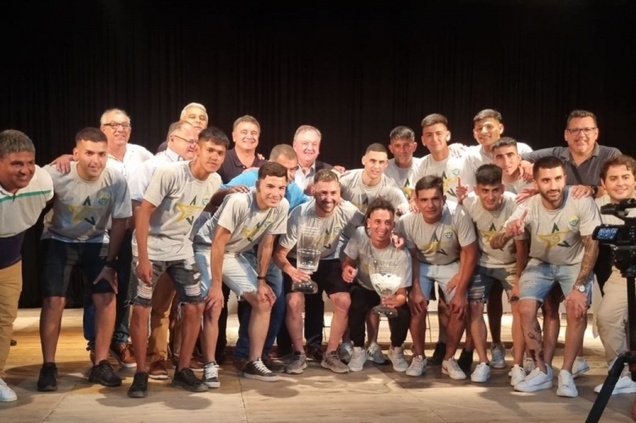 Michlig y González participaron de la cena de coronación de la Liga Regional Ceresina 2023