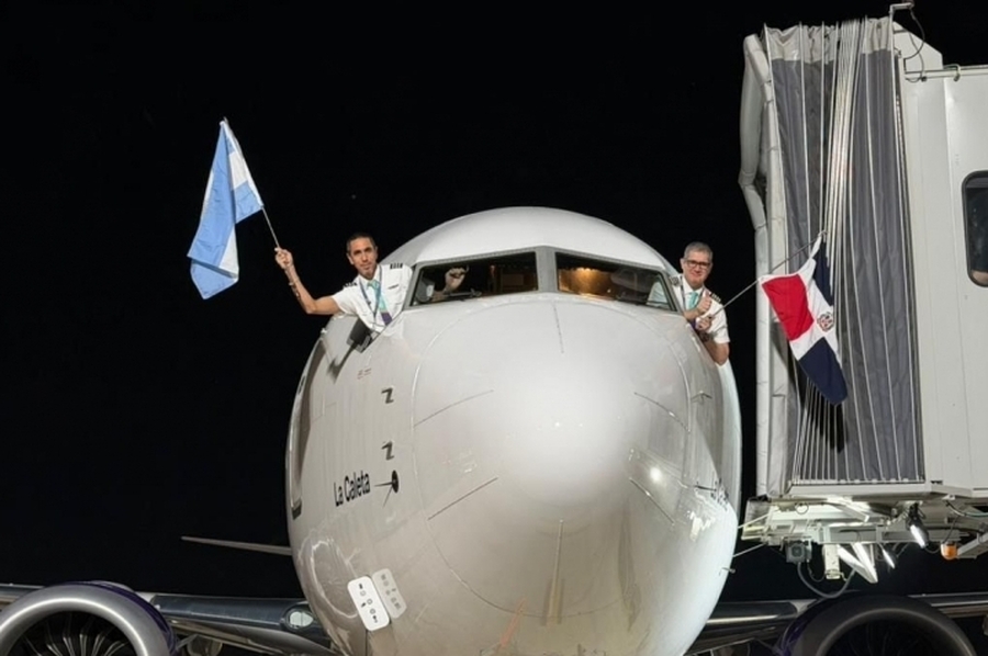 Arajet debutó en Rosario y conecta a la región con el Caribe y 30 destinos más