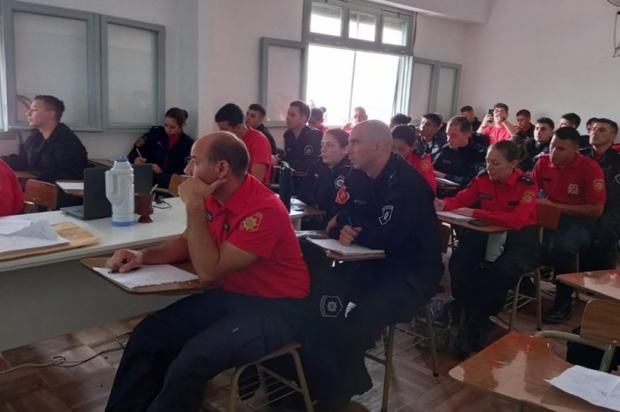 Combate de incendios: Nación y provincia capacitan Bomberos Zapadores