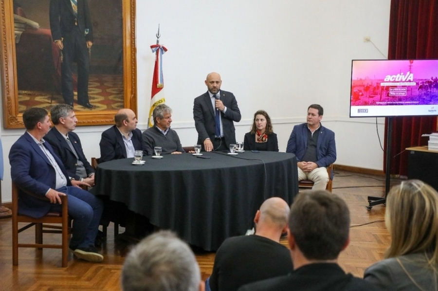 Provincia presentó un crédito a tasa 0 % para el sector tambero