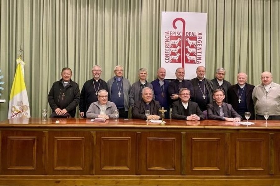 La Comisión Permanente del Episcopado avanzó con los preparativos para la visita de León XIV