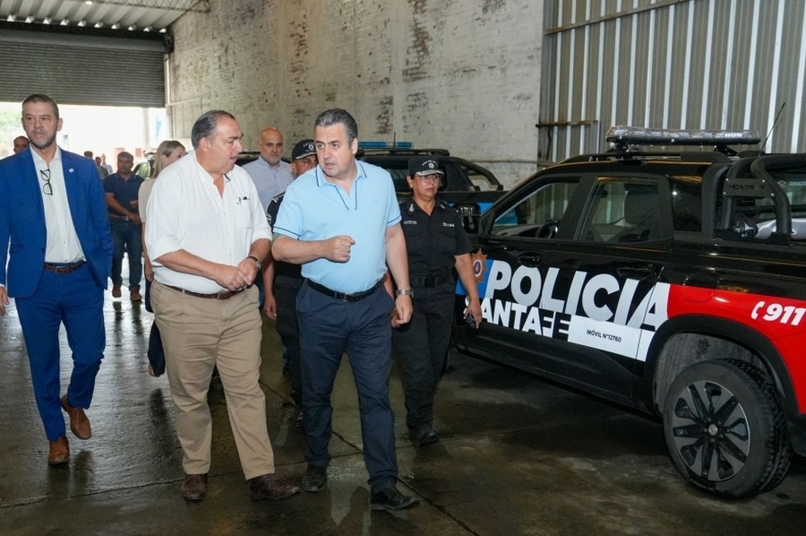 Provincia puso en funcionamiento una nueva base de relevo para los patrulleros en la ciudad de Santa Fe