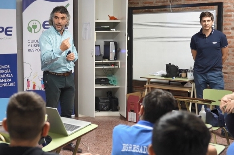 Energía para Educar visitó la escuela “Bernardino Rivadavia” de Monte Vera