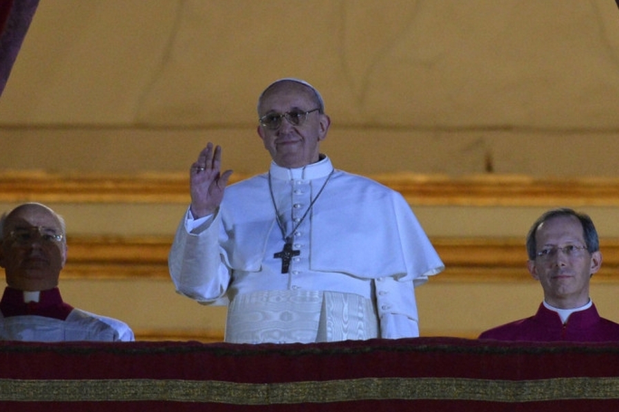 El día que el mundo conoció al papa Francisco: a 12 años de la emotiva asunción del primer pontífice latinoamericano