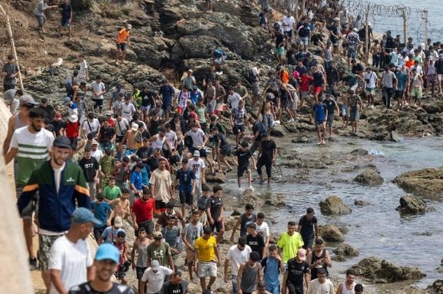 León XIV expresó su preocupación por la situación migratoria en Ceuta y pidió soluciones de paz y justicia