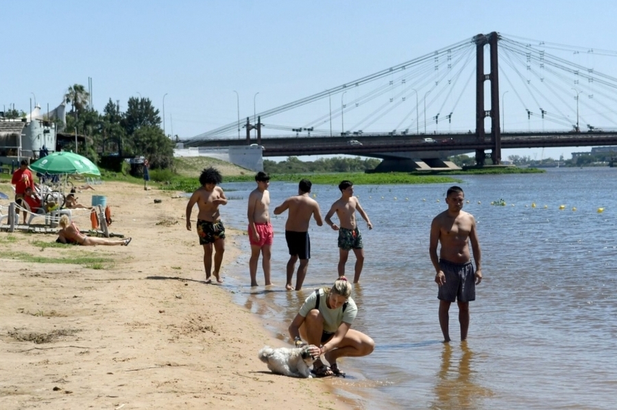 Llamarán a licitación para los paradores de las playas santafesinas