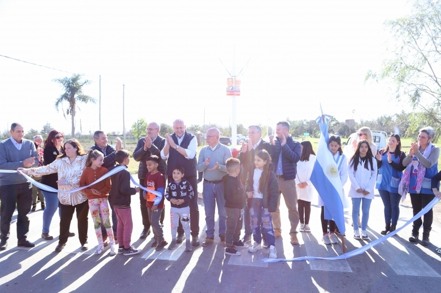 Calvo inauguró una obra esperada por décadas en Garibaldi