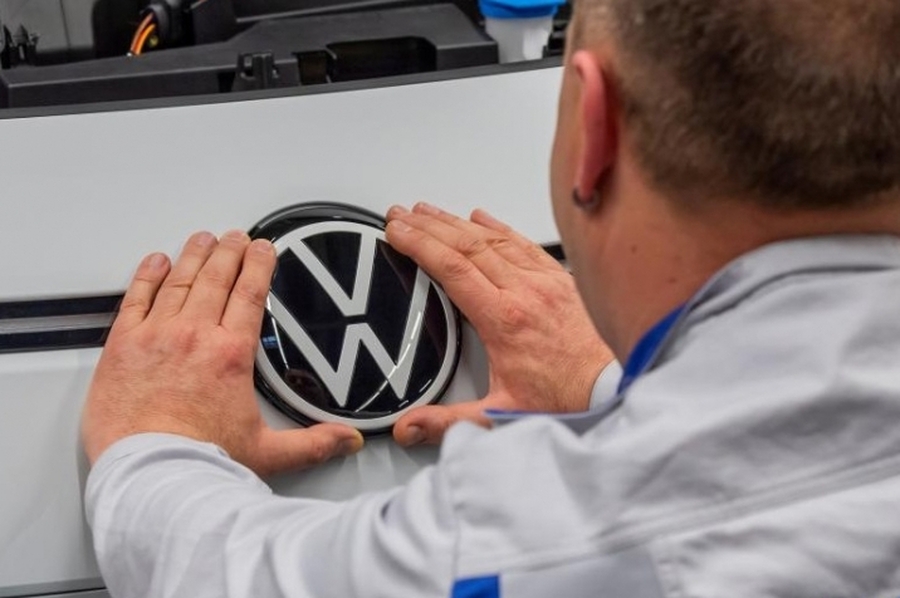 Volkswagen planea cerrar, al menos, tres de sus diez fábricas en Alemania