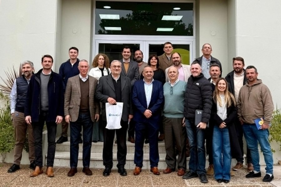 Calvo valoró el acuerdo para finalizar la obra del Gasoducto Región Centro II