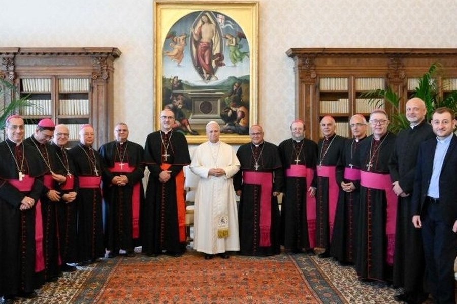 León XIV pidió a la Iglesia ser un testimonio de esperanza en medio de los conflictos