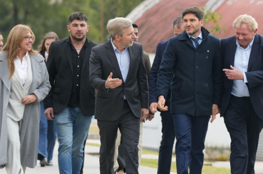 Pullaro reivindicó la regionalización como “el camino para mostrarle al país un modelo de desarrollo y producción”