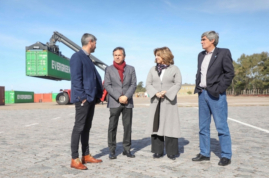 Provincia y Nación presentaron nuevos equipos y avances en la infraestructura del Puerto de Santa Fe