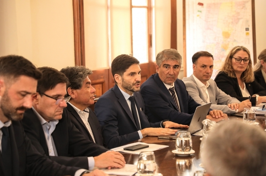 Pullaro encabezó la primera reunión de la Junta Provincial de Protección Civil