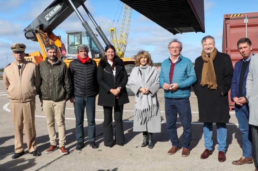 El gobierno provincial recibió a la Región Centro en el Puerto de Santa Fe