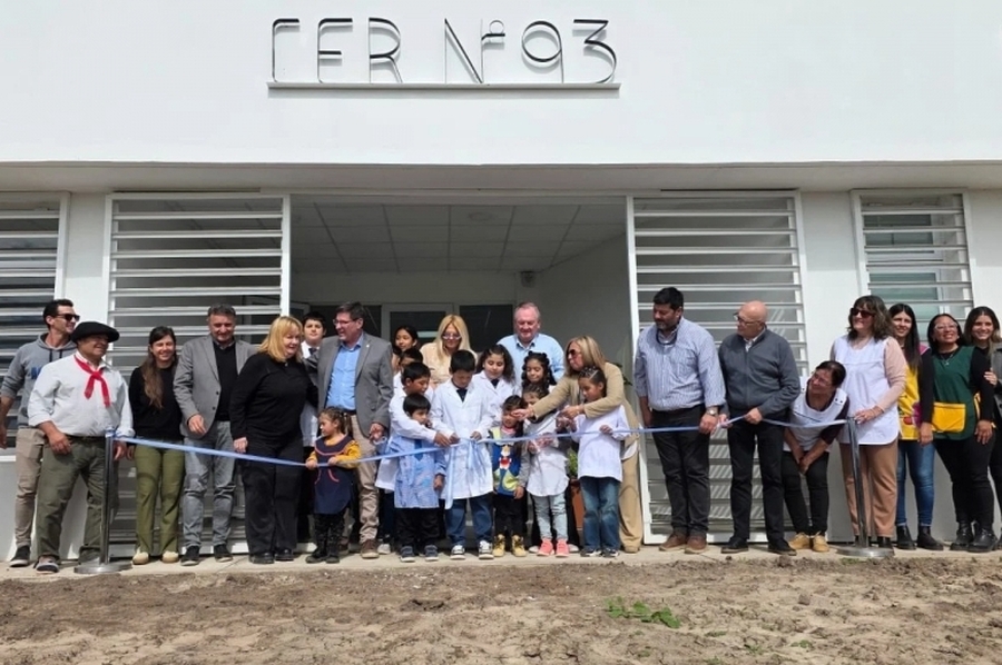 Michlig destacó la inauguración del nuevo edificio de escuela rural en Ceres