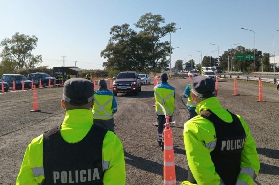 La Agencia Provincial de Seguridad participó del operativo especial realizado por la Fiesta de Disfraces en Paraná