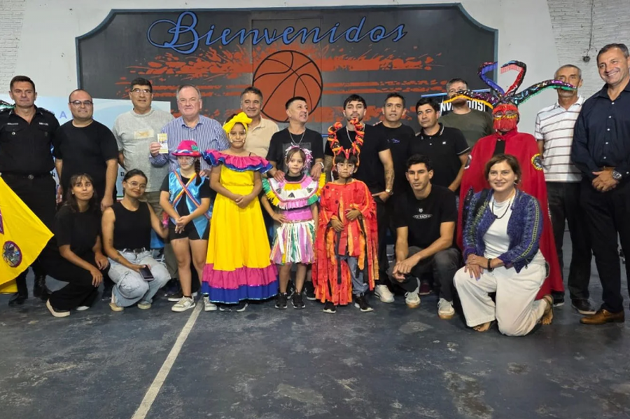 Michlig acompañó la presentación de la Fiesta de la Cerveza en San Cristóbal