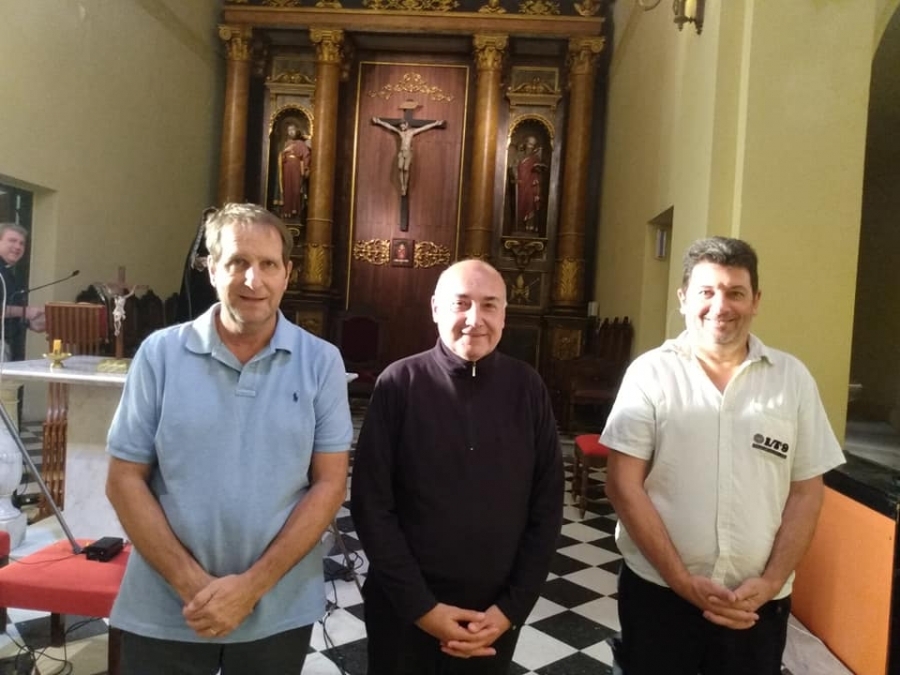 Con Aires del Interior vivimos la tradicional celebración de Semana Santa presidida por el Arzobispo de Santa Fe de la Vera Cruz