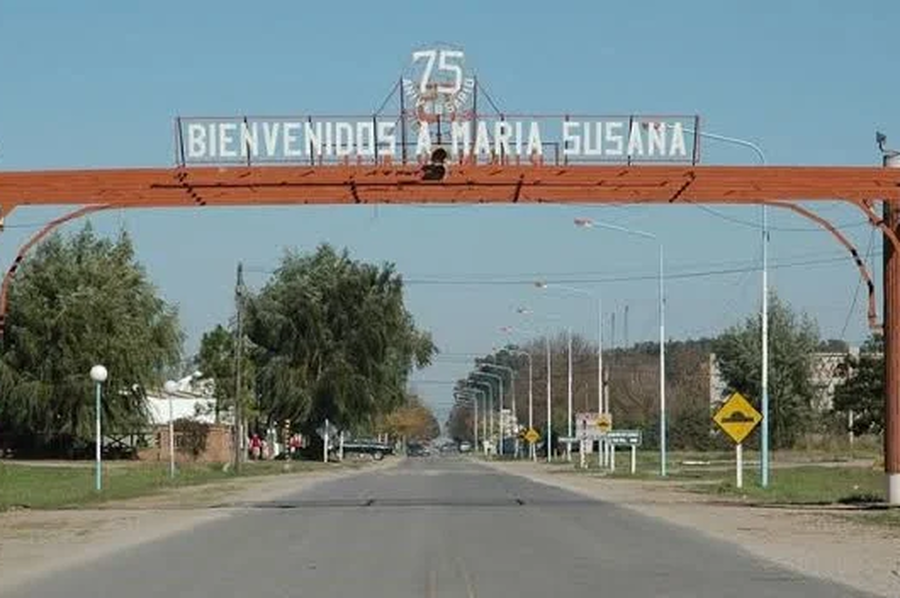 Robaron la casa del presidente comunal de Susana y se llevaron una millonaria suma de dinero y armas