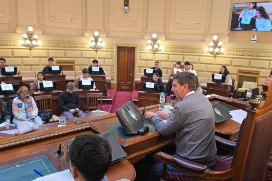 Pirola, jóvenes y experiencias para aprender en primera persona