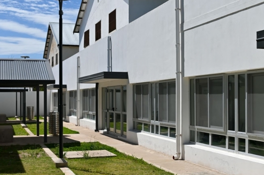 Provincia inaugura el nuevo sector de internación del Hospital Sayago