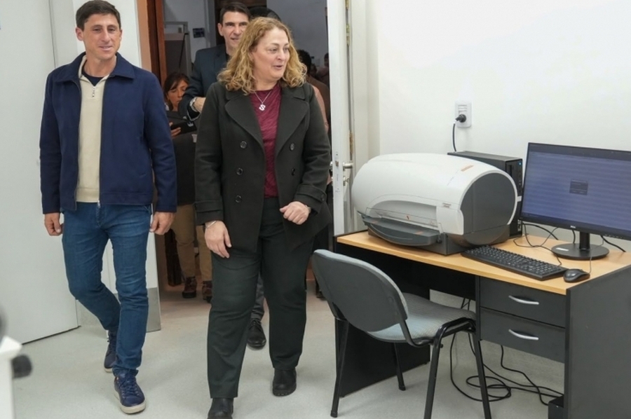 Provincia inauguró la primera sala de Rayos X digitalizada del Hospital de Rehabilitación Vera Candioti