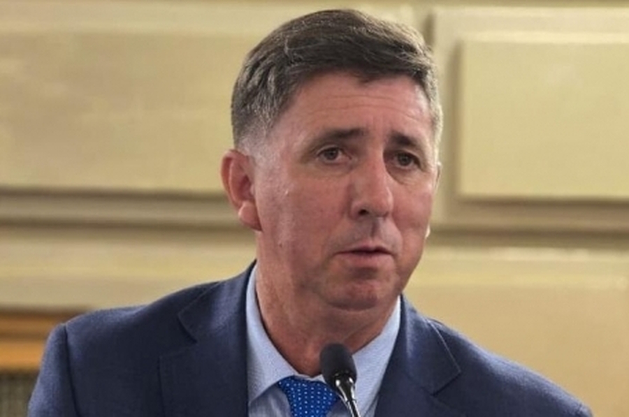 Pirola propone incorporar afiliados independientes en la conducción de la Caja