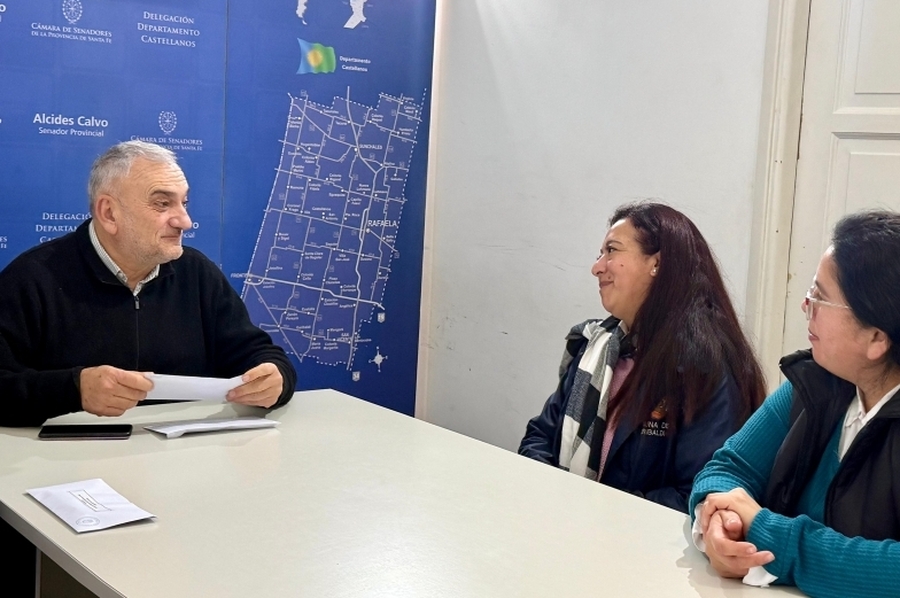 Calvo reunido con la presidente comunal de Garibaldi, Maribel Gamboa