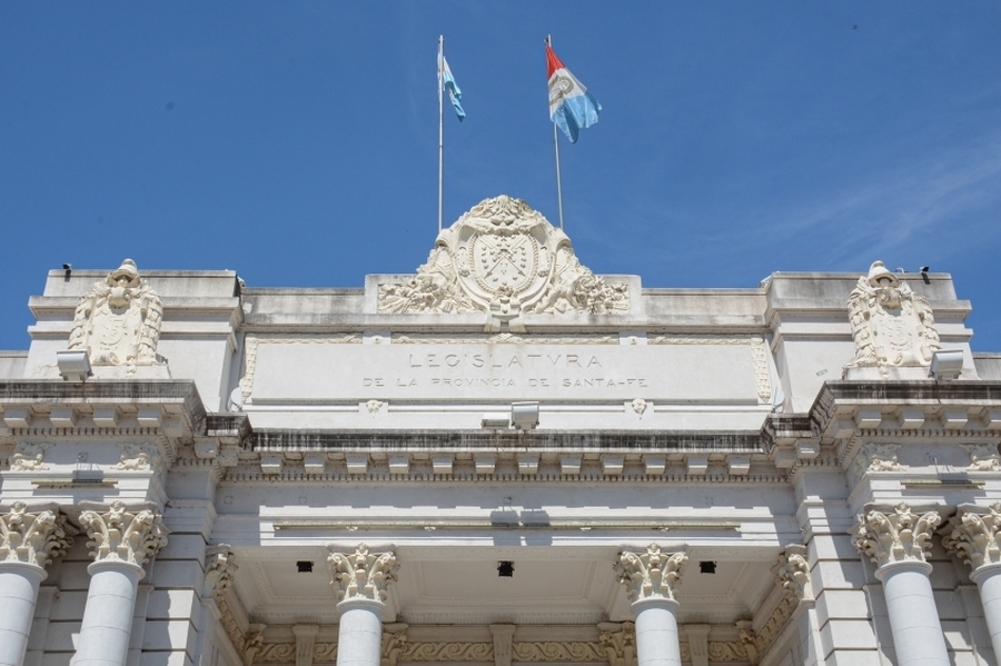 El Senado reconocerá a Nery Alberto Pumpido