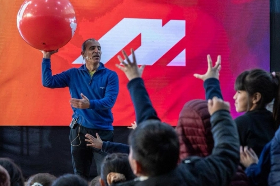 Más de 300 mil estudiantes de 2.500 escuelas participan de la primera instancia de Santa Fe en Movimiento