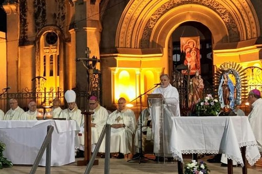 Monseñor Pedro Torres ya es nuevo obispo de Rafaela