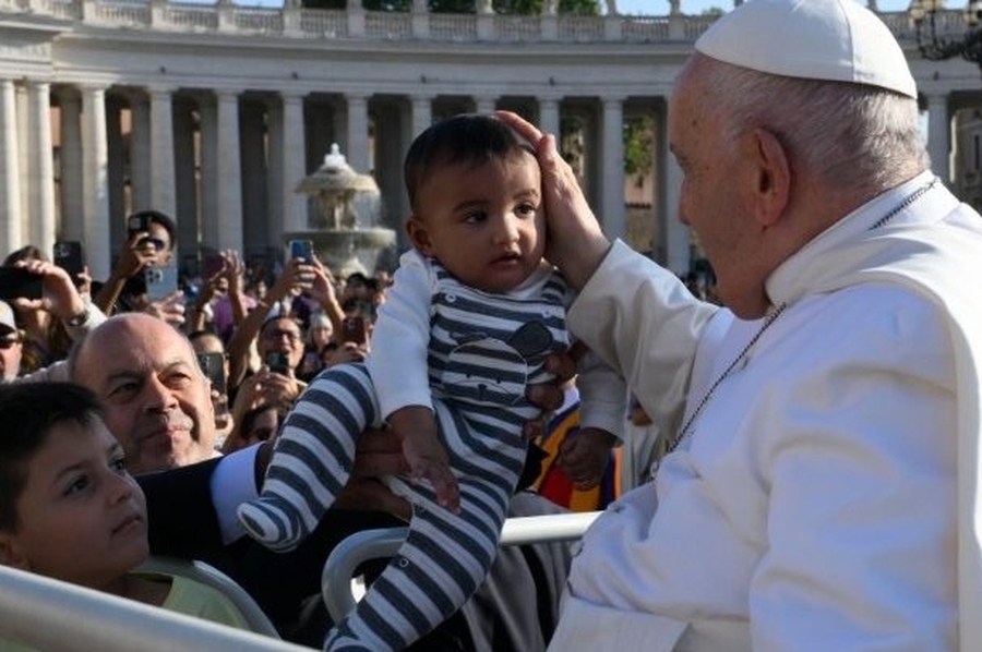 Papa: desde el Mediterráneo, Europa recupera la esperanza