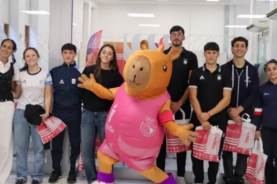 Provincia entregó becas de apoyo económico a deportistas santafesinos que competirán en los Juegos Suramericanos 2026
