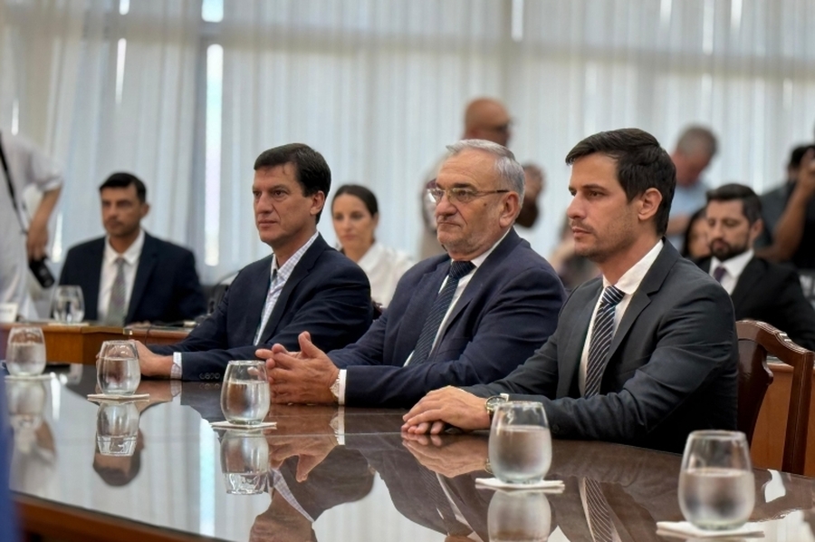 Alcides Calvo acompañó la Apertura de Sesiones del Concejo Municipal de Rafaela