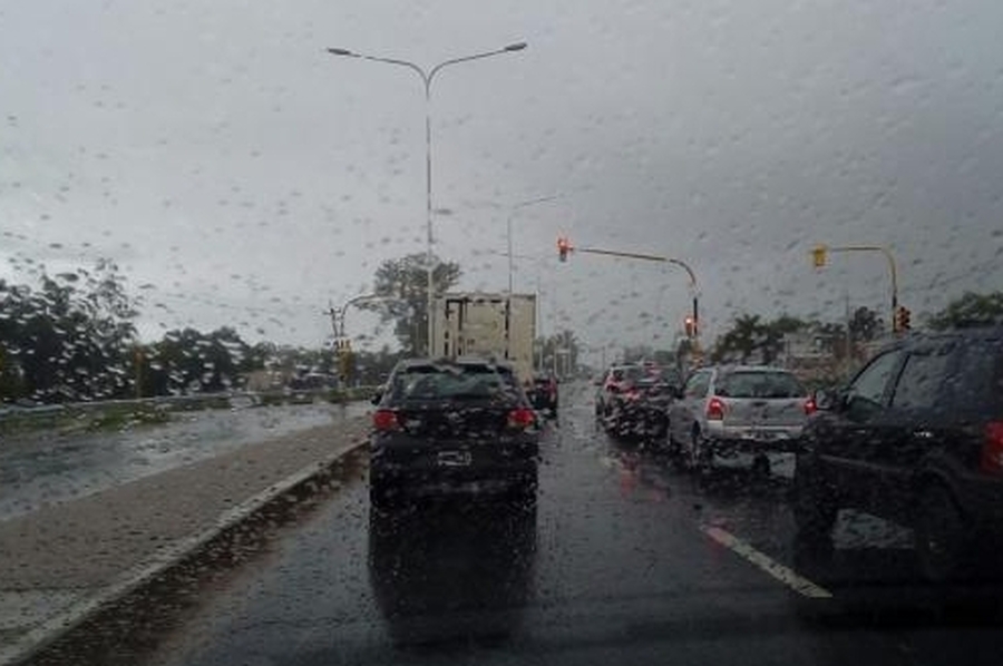 Santa Fe: El SMN emitió para este miércoles un alerta amarillo por lluvias, tormentas y vientos fuertes