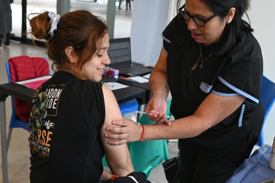 Prevención de hepatitis: Provincia realizó testeos gratuitos, vacunación y concientización
