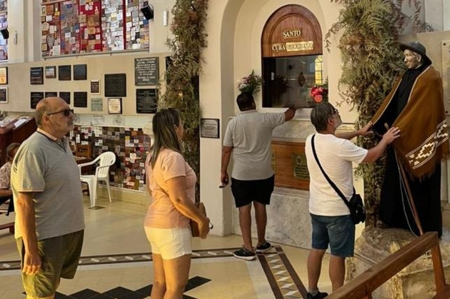 La Semana Brocheriana reúne a miles en Traslasierra entre fe, descanso y tradición